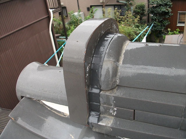 名古屋市守山区で瓦屋根の劣化した漆喰を撤去しシーリング材で対応